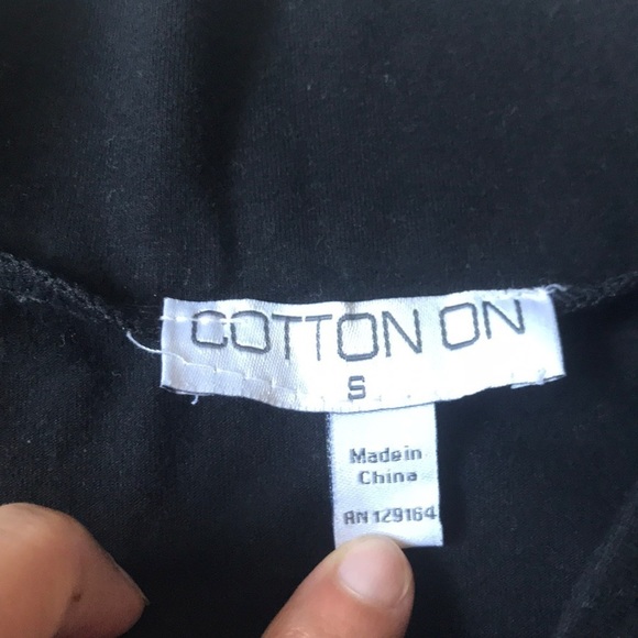 *SOLD C* Cotton on black basic fitted skirt size small - Picture 2 of 5